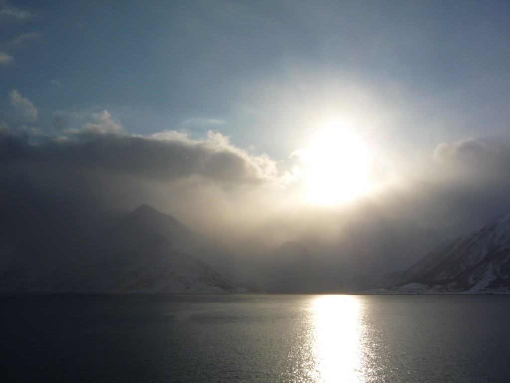 Soleil_nuage_fjords
